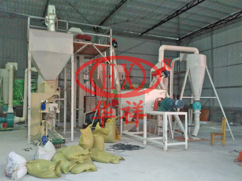 1697358280847295.jpg 水產(chǎn)飼料機(jī)組廣州.jpg