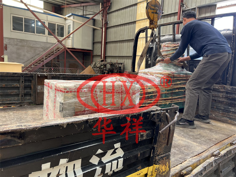 多功能顆粒機(jī).jpg 多功能顆粒機(jī).jpg