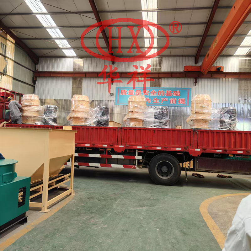 油土顆粒機(jī).jpg 油土顆粒機(jī).jpg